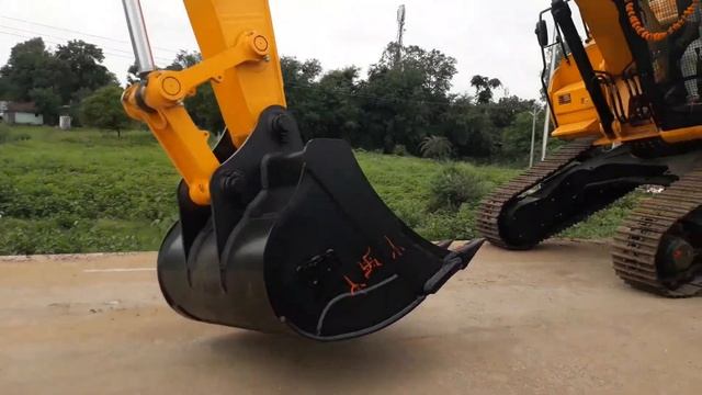 JCB JS205 LC EXCAVATOR UNLOADING. смотреть онлайн