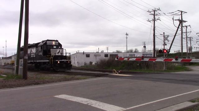 NS 3352 LEADS SOUTH ON THE NPBL WITH A PERFECT RS3L смотреть онлайн