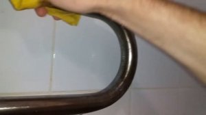 Как отчистить полотенцесушитель от желтезны