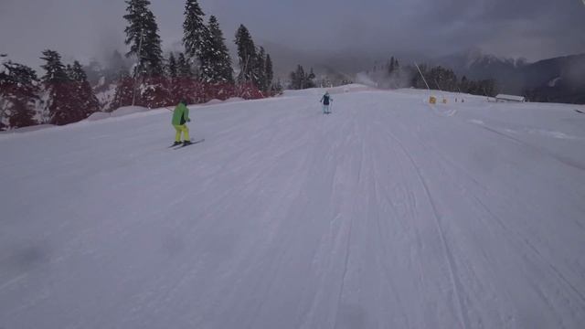 Архыз спуск по черной в4К. смотреть онлайн