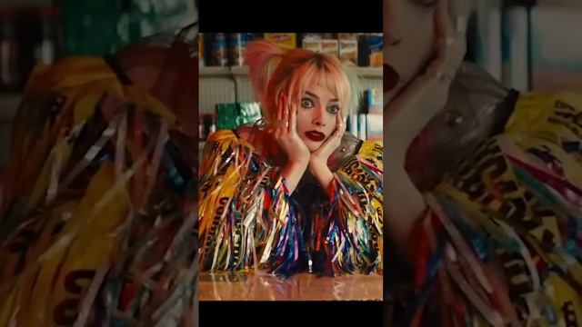 Сэндвич на завтрак — Харли Квинн