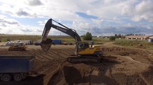 Видео с высоты птичьего полета. Облет строительной площадки квадрокоптером. Сентябрь 2020