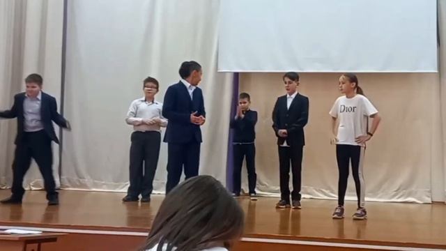 Интеллектуально-развлекательная викторина для 6-ых классов "Золотая осень" смотреть онлайн