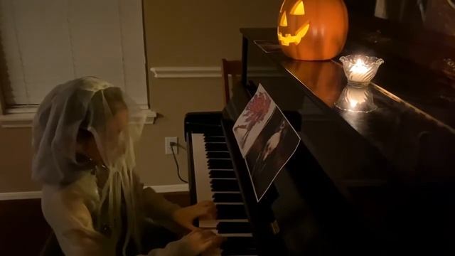 Emma Zhu - Cool Ghoul By Joyce Schatz Pease (2020 Halloween Piano Recital) смотреть онлайн