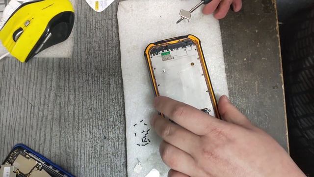 Doogee S40 - разборка, смотрим что внутри ( Doogee S40- Disassembly )