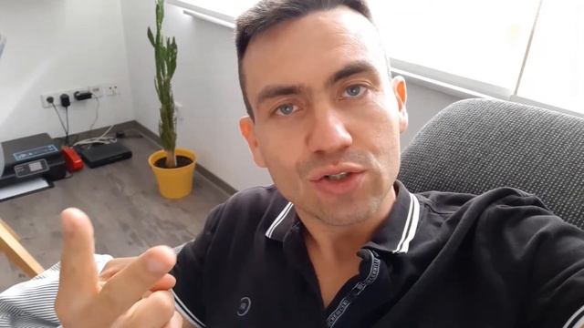 Богатыми становятся за счёт экономии. Финансовая грамота. Друг отдал кофту бесплатно смотреть онлайн
