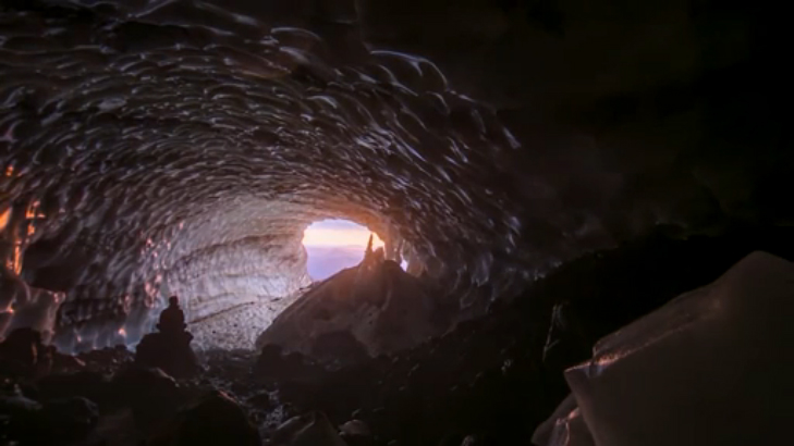 Ледяная пещера (Time Lapse) смотреть онлайн