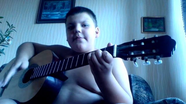 поцык играет и поёт)))свою песню)))какая то угарная))) смотреть онлайн