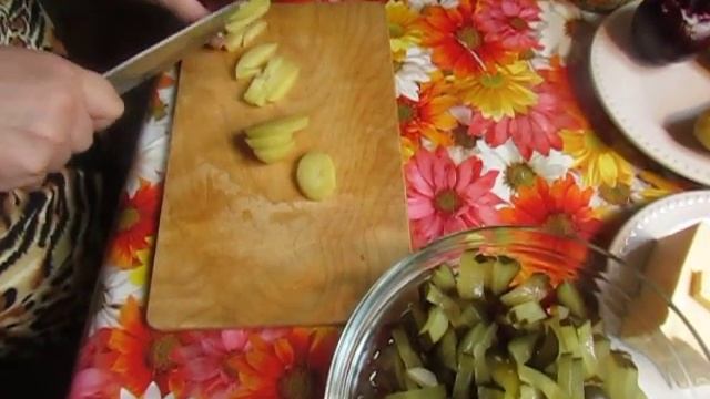 САЛАТ "ОХОТНИЧИЙ" смотреть онлайн