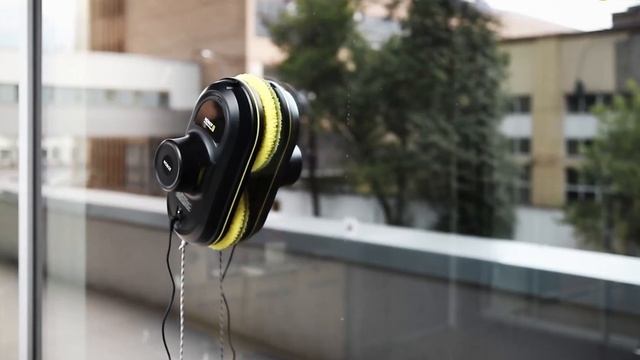 Топ—4: Лучшие роботы-мойщики окон 2022 года | Рейтинг роботов для мытья окон | Какой выбрать? смотреть онлайн