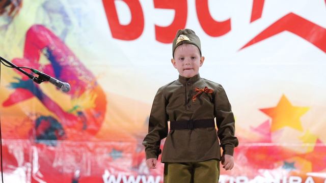 Выступление Жени смотреть онлайн
