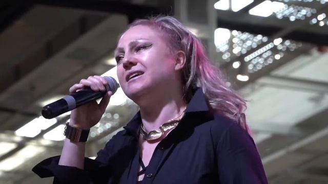 "Неживой букет" смотреть онлайн