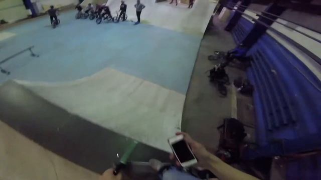 12-ТИ ЛЕТНИЙ УНИЧТОЖИТЕЛЬ ПРО РАЙДЕРОВ \\ Scootering смотреть онлайн