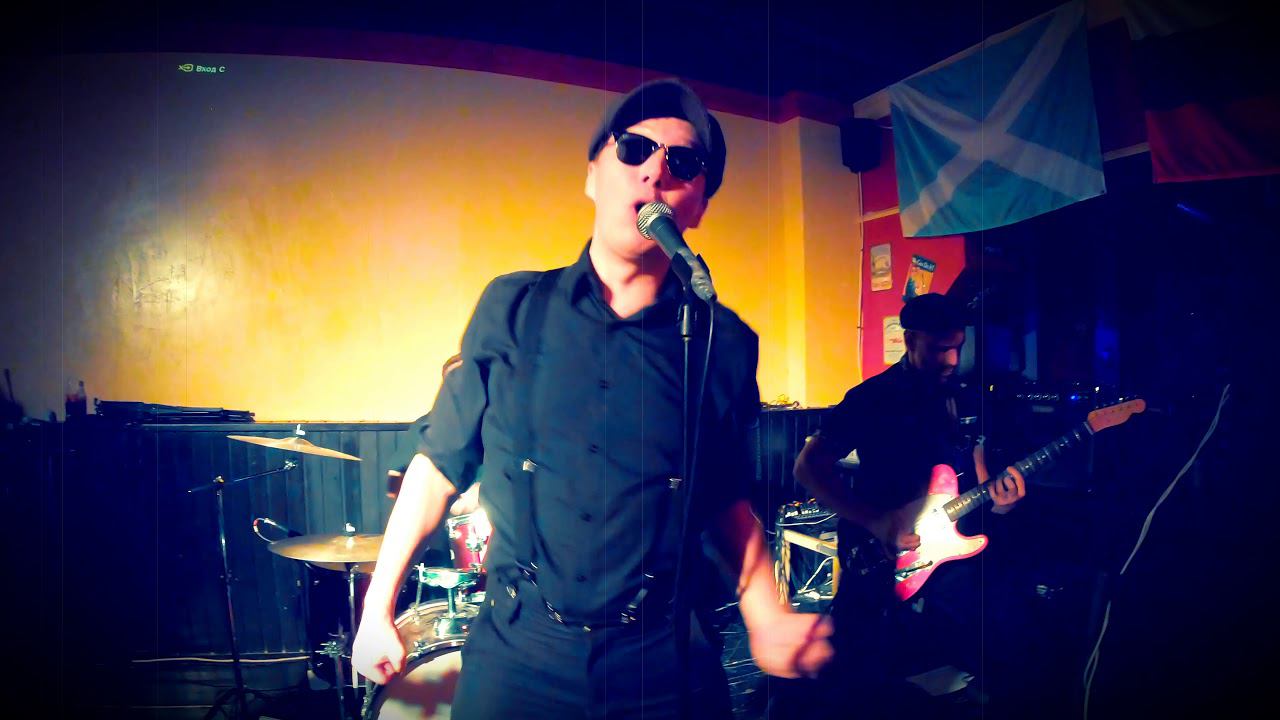 STRESSOR Hit The Pig!