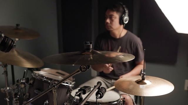 Lewitt LCT 240 vs. Audio Technica AT2020 смотреть онлайн
