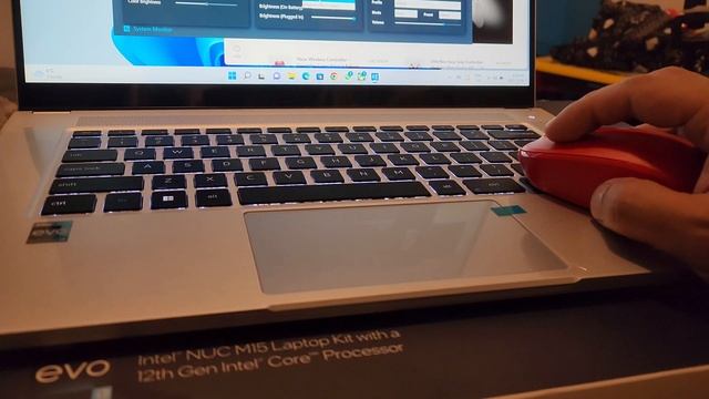 evo Intel NUC M15 laptop with 12th Gen Intel Core processor #evo #laptop смотреть онлайн