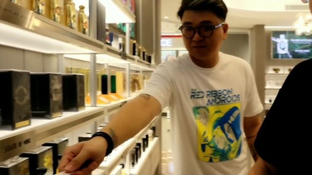 INDOFRAGZ BERTANYA, C&F MENJAWAB + Room Tour Counter C&F di Mall Kokas Jaksel ! смотреть онлайн