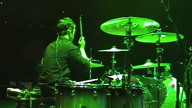 megaphone - Gravitate (drums only) - Amway Arena with AC/DC смотреть онлайн