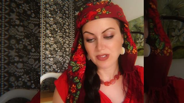 АСМР Цыганка погадает по руке ? смотреть онлайн