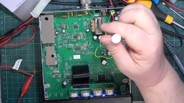 Midland 48+ Multi Pro CE MultiNorm CB radio - service adjustment смотреть онлайн