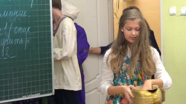 8-а и А.С.Пушкин: героев поэмы "Руслан и Людмила" представляют ребята 8-а класса смотреть онлайн