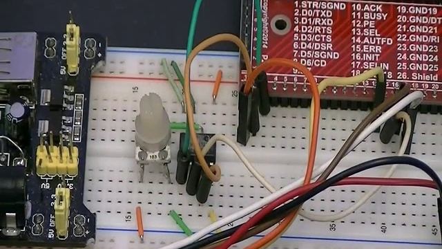 Use PC Printer Port to Read Analog Voltage смотреть онлайн