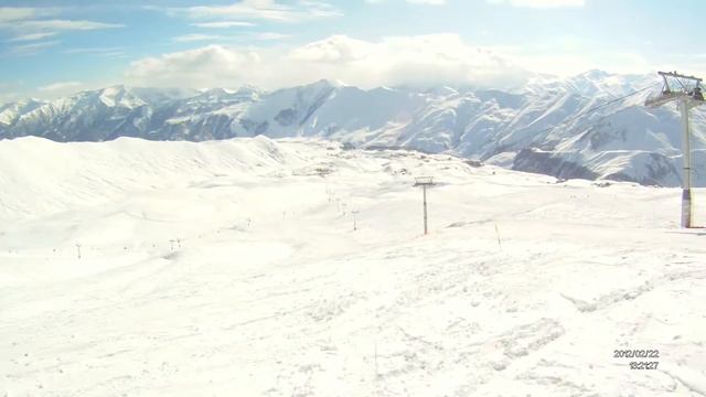 Гудаури, 2012. Спуск с Кудеби ко 2-му подъемнику смотреть онлайн