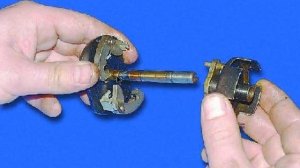 Ода из неисправностей трамблера ВАЗ с безконтактным зажигание БСЗ.