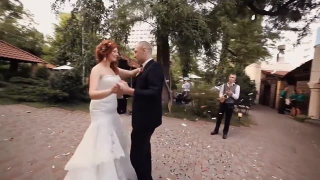 Саксофон на первый танец Одесса Саксофон на фуршет Саксофонист Одесса смотреть онлайн