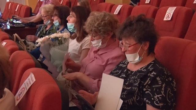 День социального работника отметили в Первомайском смотреть онлайн