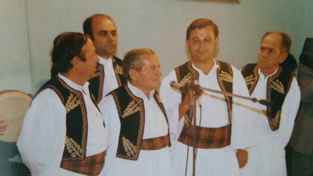 Këngë të kënduara nga grupi polifonik vlleh i Selenicës смотреть онлайн
