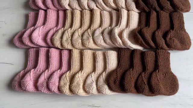 Вязаные игрушки | #осенний_бум_амигуруми |пинетки | готовые работы | #вязаныеигрушки #бебибокс смотреть онлайн