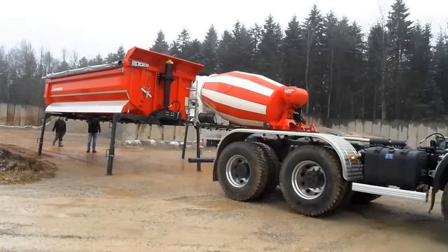 Из автобетоносмесителя в самосвал за 10 минут смотреть онлайн