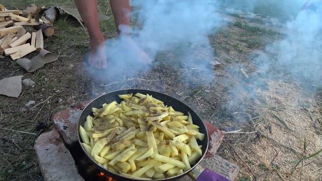 ВЛОГ:ШЕЛ ДЕСЯТЫЙ И БОЛЕЕ ДЕНЬ ОТДЫХА НА РЕЧКЕ!!! смотреть онлайн