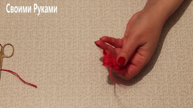 Маленький ПОМПОН из Ниток Своими Руками/ How to Make a Pom Pom смотреть онлайн