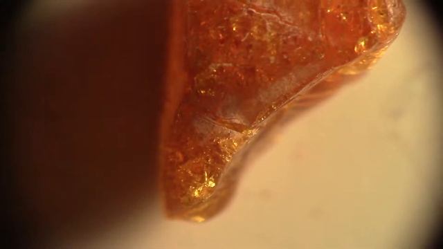 Canon Legria HF R606 - macro test (amber) смотреть онлайн