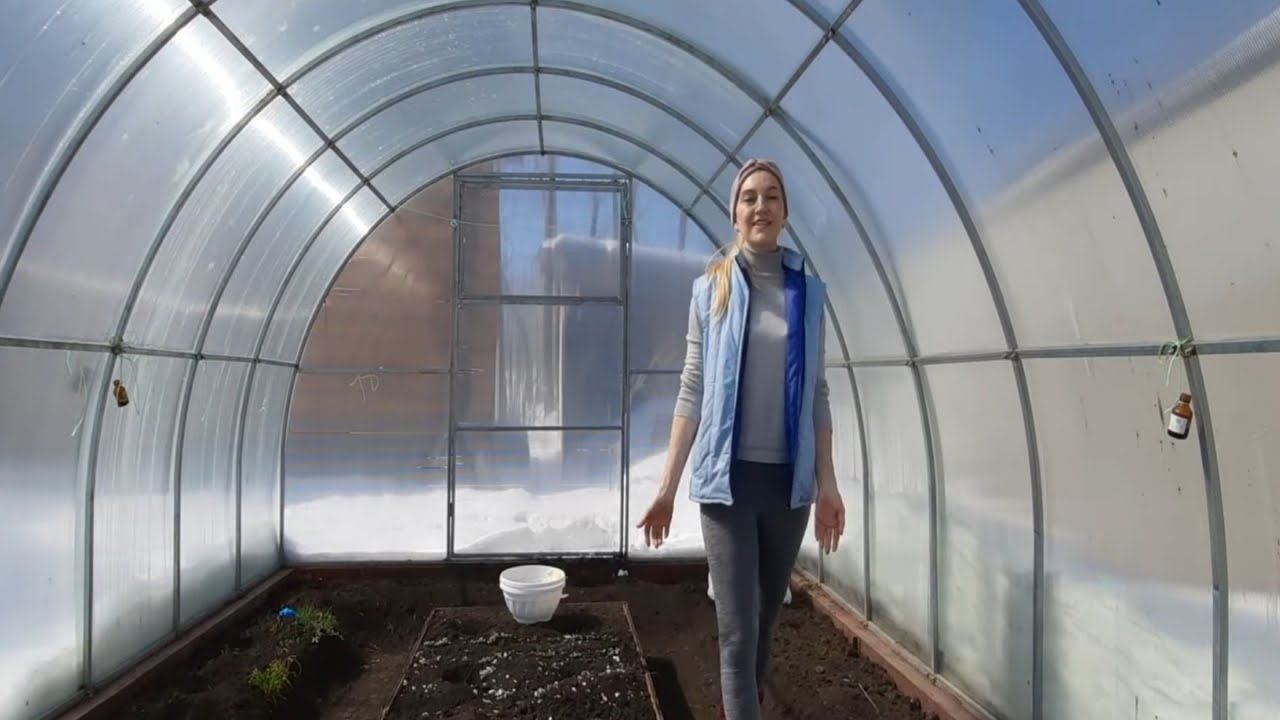 8 СОТОК В АПРЕЛЕ/ПЕРВЫЕ ВСХОДЫ В ТЕПЛИЦЕ смотреть онлайн