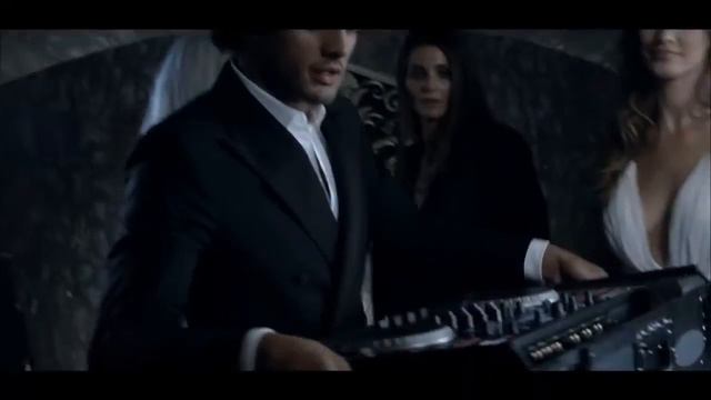 Comercial 212 Vip Rosé Carolina Herrera смотреть онлайн