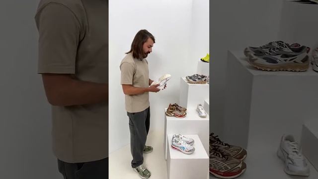 Кроссовки из летних коллекций // Спортивные и повседневные