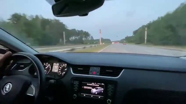 Octavia 1.8л DSG смотреть онлайн