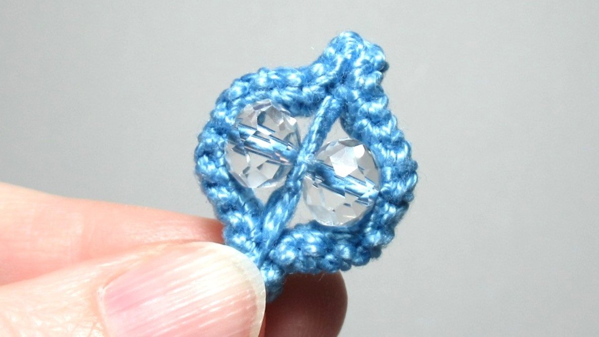 Как сделать маленький листочек из вязаного крючком жгута смотреть онлайн