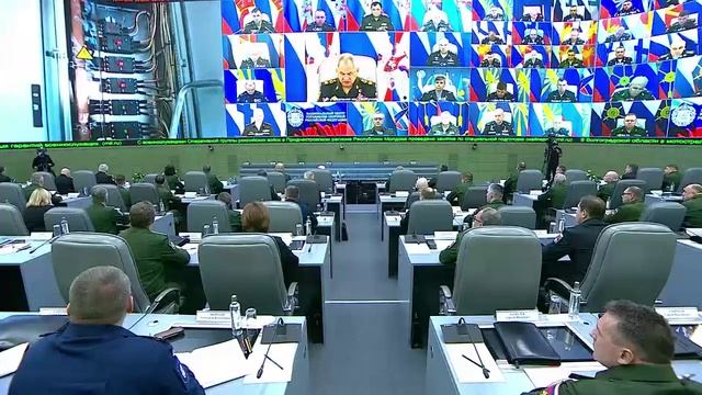 Вступительное слово Министра обороны РФ Сергея Шойгу на тематическом селекторном.mp4 смотреть онлайн