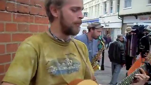 Taihg Daniel Lloyd singing Santeria смотреть онлайн