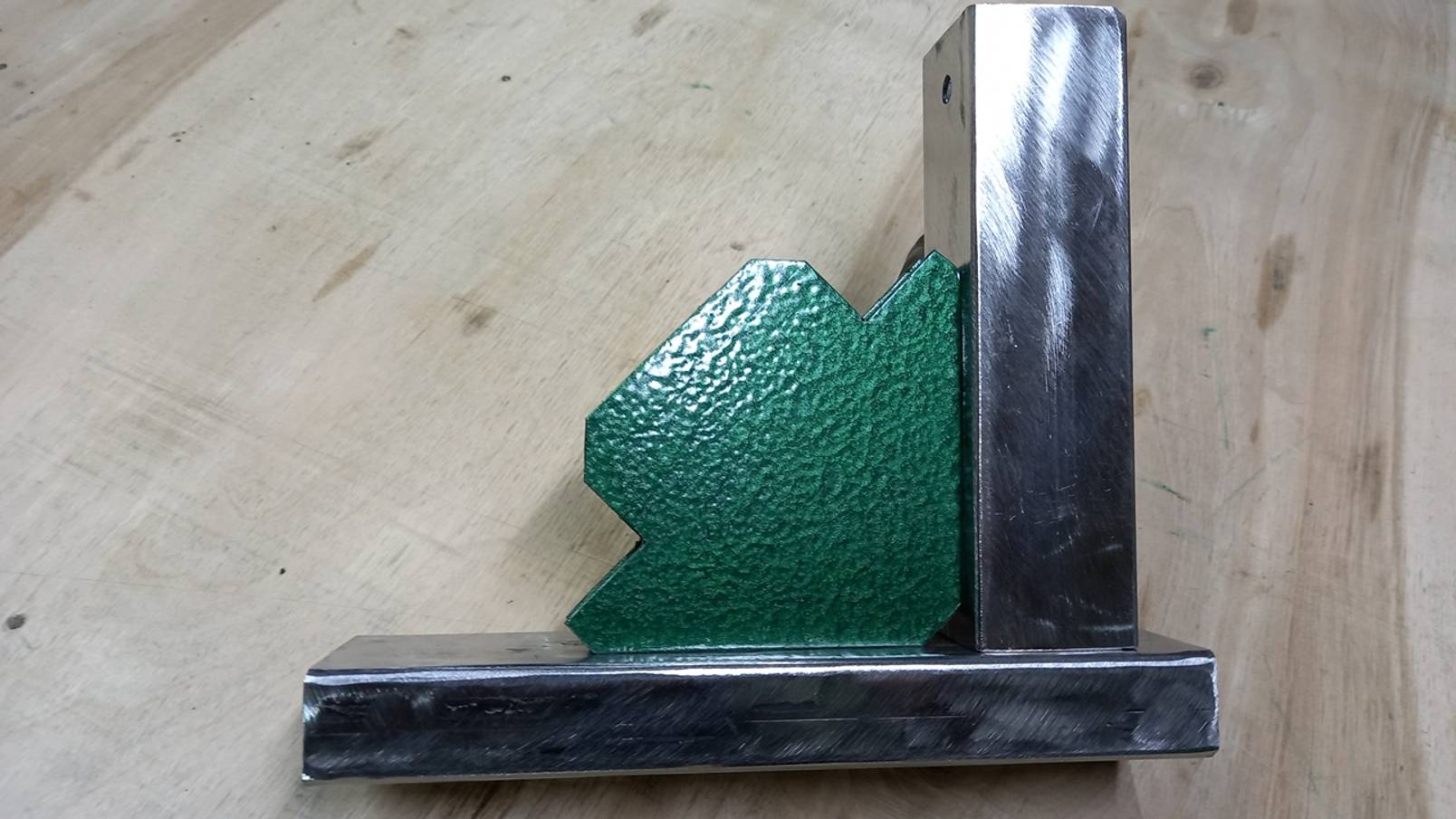 Магнитный угол смотреть онлайн