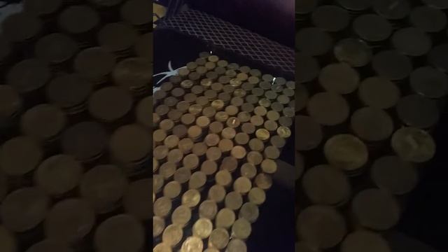 Сколько денег по 10 рублей в 3х литровом балоне смотреть онлайн