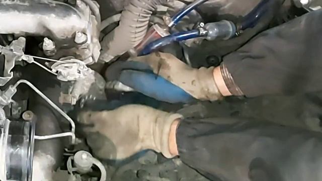 ВЛОГ Toyota Hilux Surf KZN 185 1KZ-TE перехожу с 10W40 на 5W40, каков результат смотреть онлайн