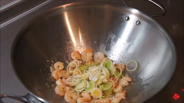 Рецепт №33. Паста с креветками в сливочном соусе смотреть онлайн