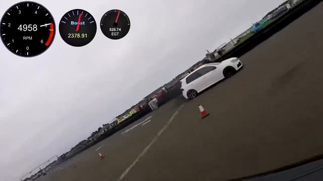 Darkside Developments 2 litre Skoda fabia vs darkside developments 1.6 tdi golf race 3 смотреть онлайн
