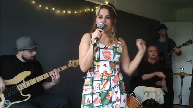 Oops I Did It Again - PopJazz cover смотреть онлайн