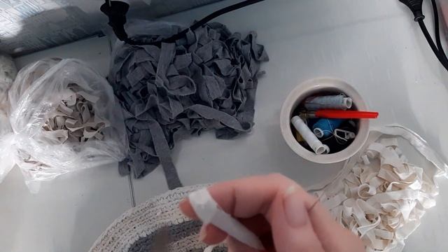 DIY | Коврик для собаки из футболок смотреть онлайн